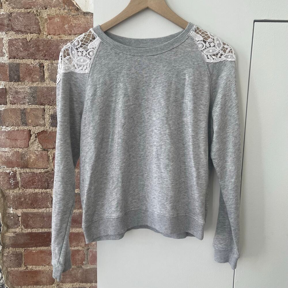 Aeropostale Gray Lace Shoulder Womens Small Pullover Crewneck Cotton Blend Cozy